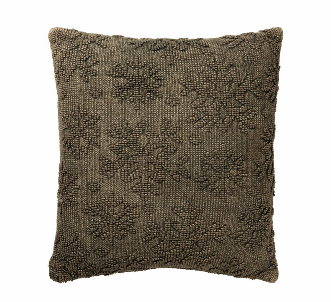 #105146 Snowflake Pillow 18x18