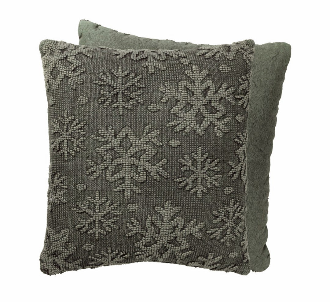 #105146 Snowflake Pillow 18x18